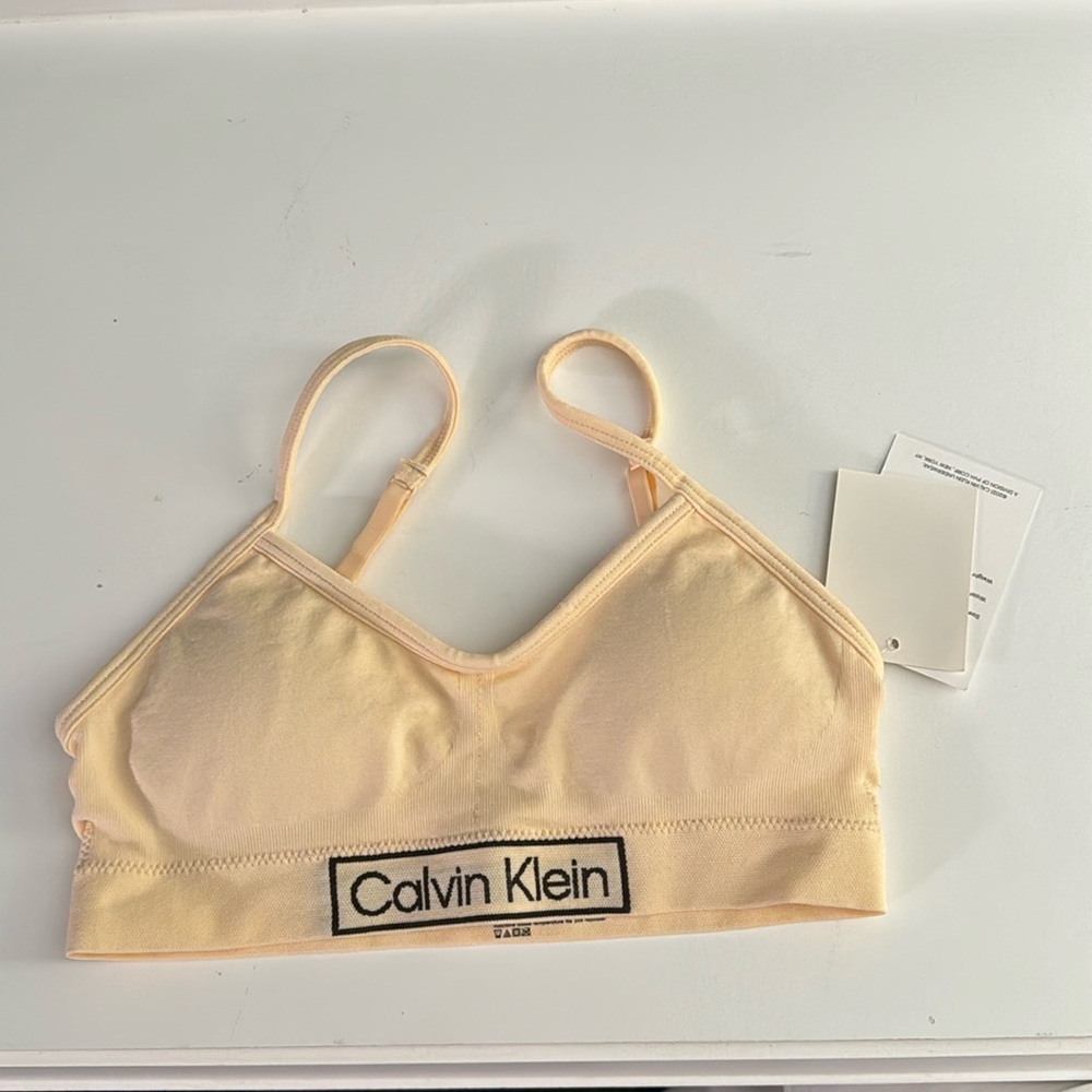 Calvin Klein girls bralette
